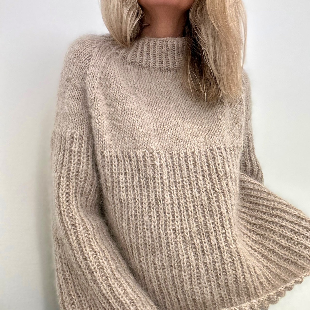 AMARA BLISS SWEATER